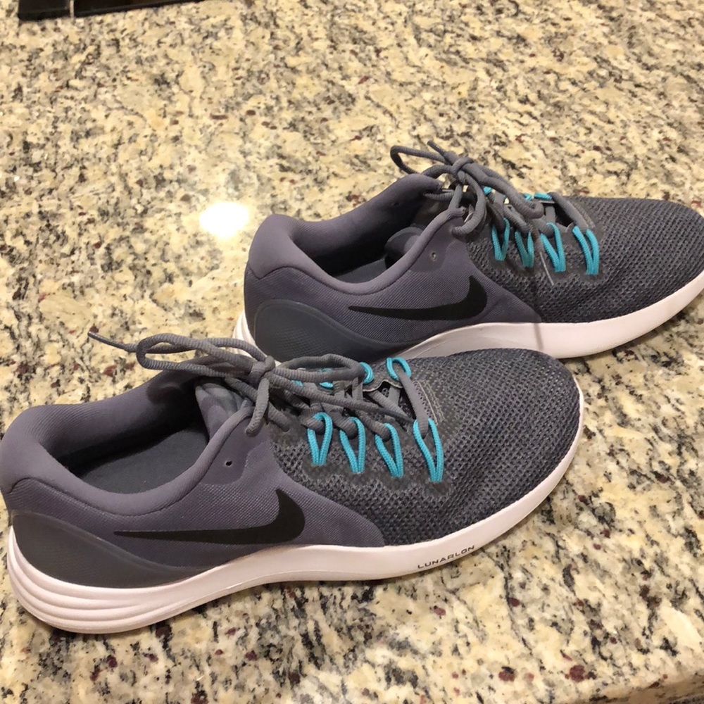Men’s Nike Lunarlon Sneakers size 10.5